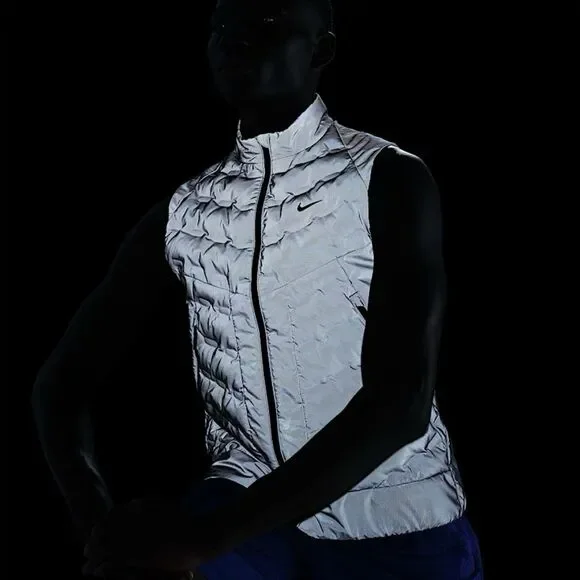 Nike Running Division Therma-Fit ADV Reflective Running Vest